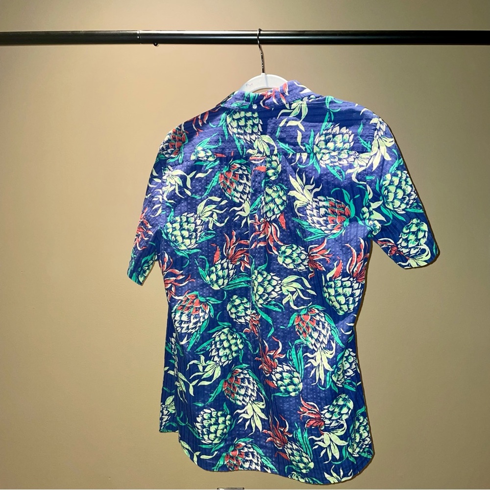 Brooks Brothers Pineapple Print Button Down Size- M